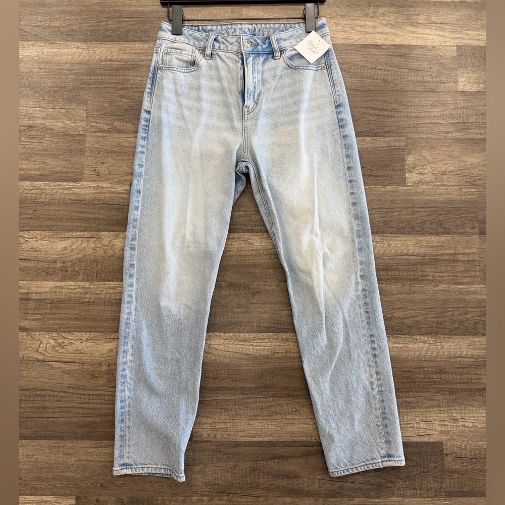 american eagle mom jeans